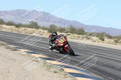 media/Dec-04-2025-Racers Edge (Thu) [[5ebc9f124d]]/3-B Group/3-Session 2 (Turn 7 Inside)/